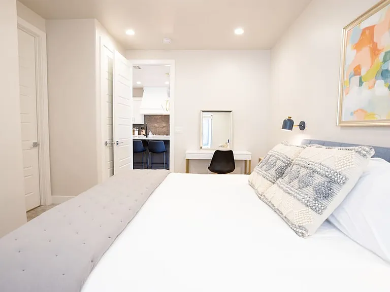 N Park Center Dr — Photo 11