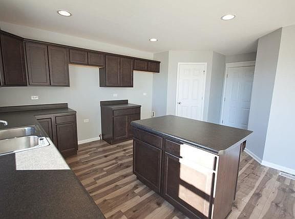 5th image of 2312 Haley Dr