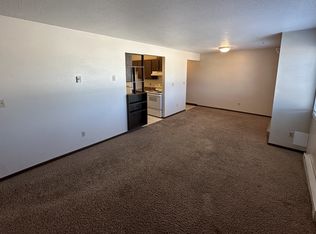1108 N 3rd St #11263621, Groton, SD 57445