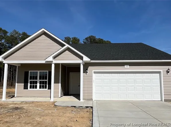 149 Alfalfa Dr, Parkton, NC 28371