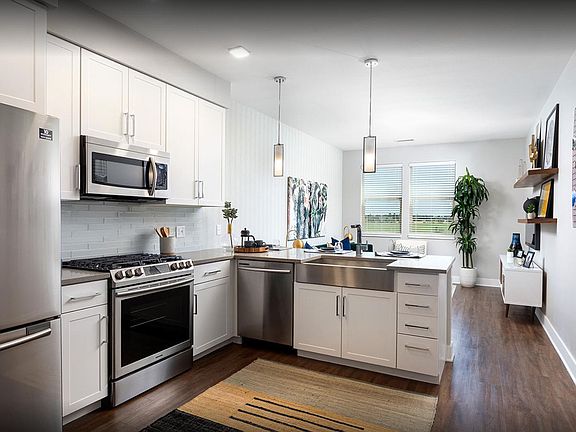 4th image of 8519 E Lowry Blvd APT 110