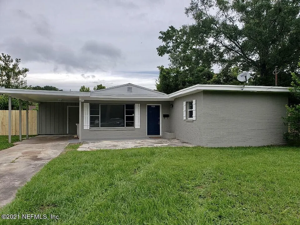 8009 Arble Dr