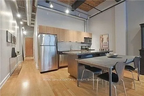 43 Hanna Ave #107 — Photo 10