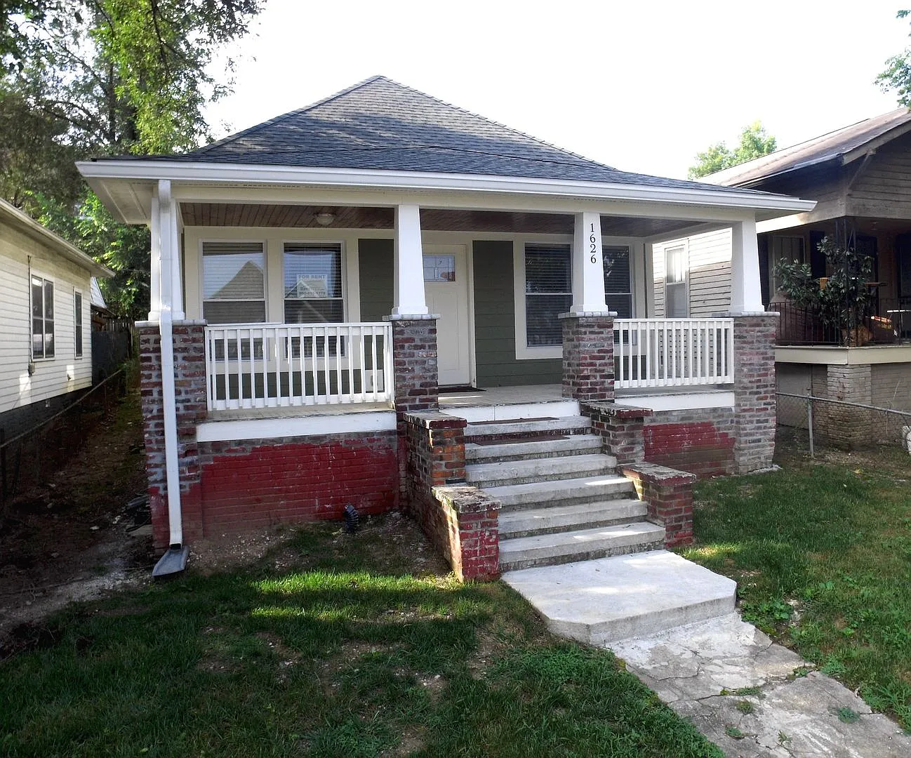 Waitlist for Aug2027Jul2028 Now Open! | 4BR/2BA Rental in Fort Sanders Near UTK — Photo 2