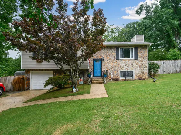 8320 Country Cir, Pinson, AL 35126