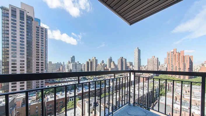 Rented by Mirador Real Estate | media 1