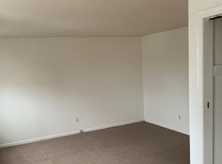 6 Monroe St, Schenectady, NY 12305