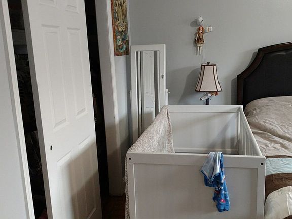 5th image of 350 E 19th St APT 5H