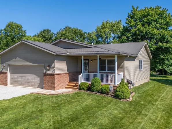 866 Winesap Dr, Howard, OH 43028