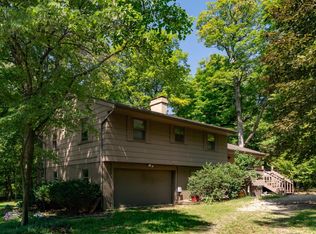 14060 Rhodes Rd, Bloomington, IL 61705