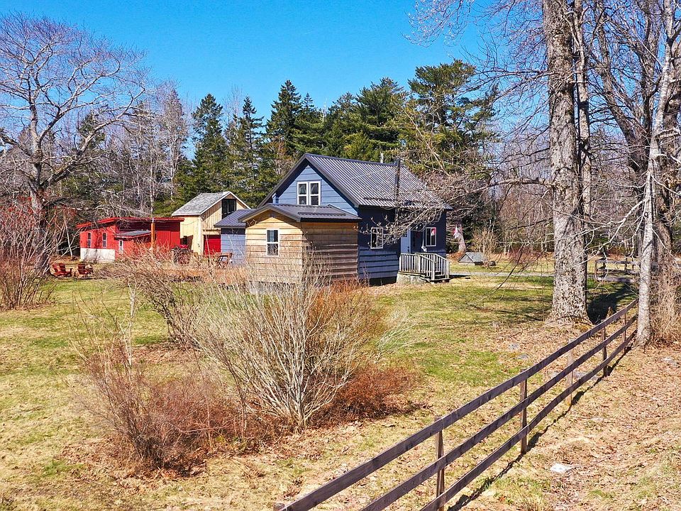 1st image of 104 Mount Pleasant Rd