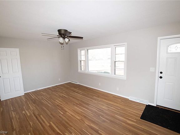 2nd image of 1325 New Hampshire Ave