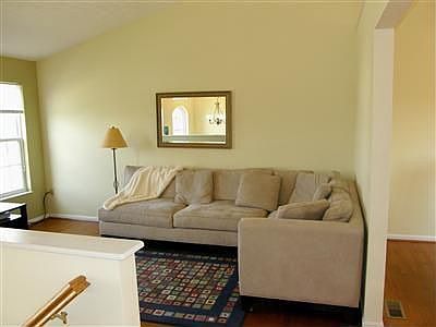 3rd image of 98 Indian Creek Dr