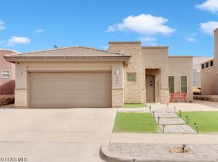 408 S Manzanita Dr, El Paso, TX 79928