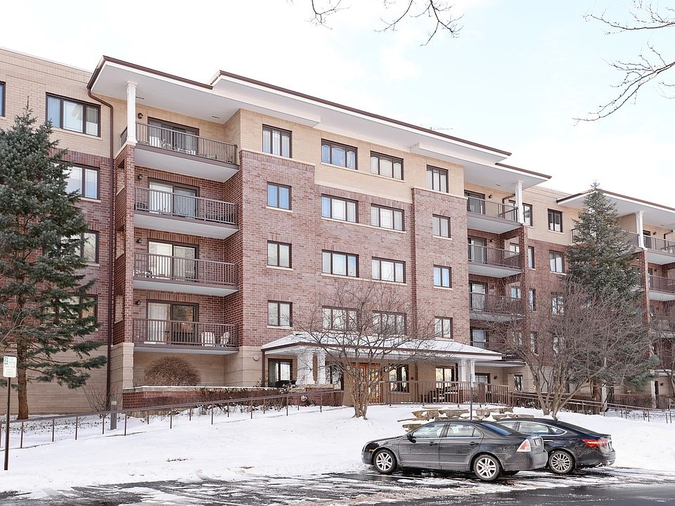 1st image of 1700 2nd St APT 209