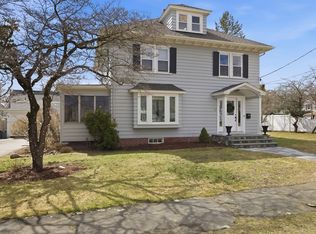 22 Brookhouse Dr, Marblehead, MA 01945