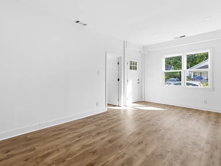 105 Marne Ave — Photo 7