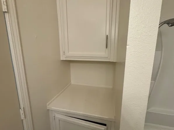 21067 Santa Barbara Dr #B, Tehachapi, CA 93561