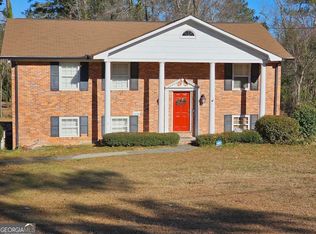 1920 Long Ridge Dr, Macon, GA 31211
