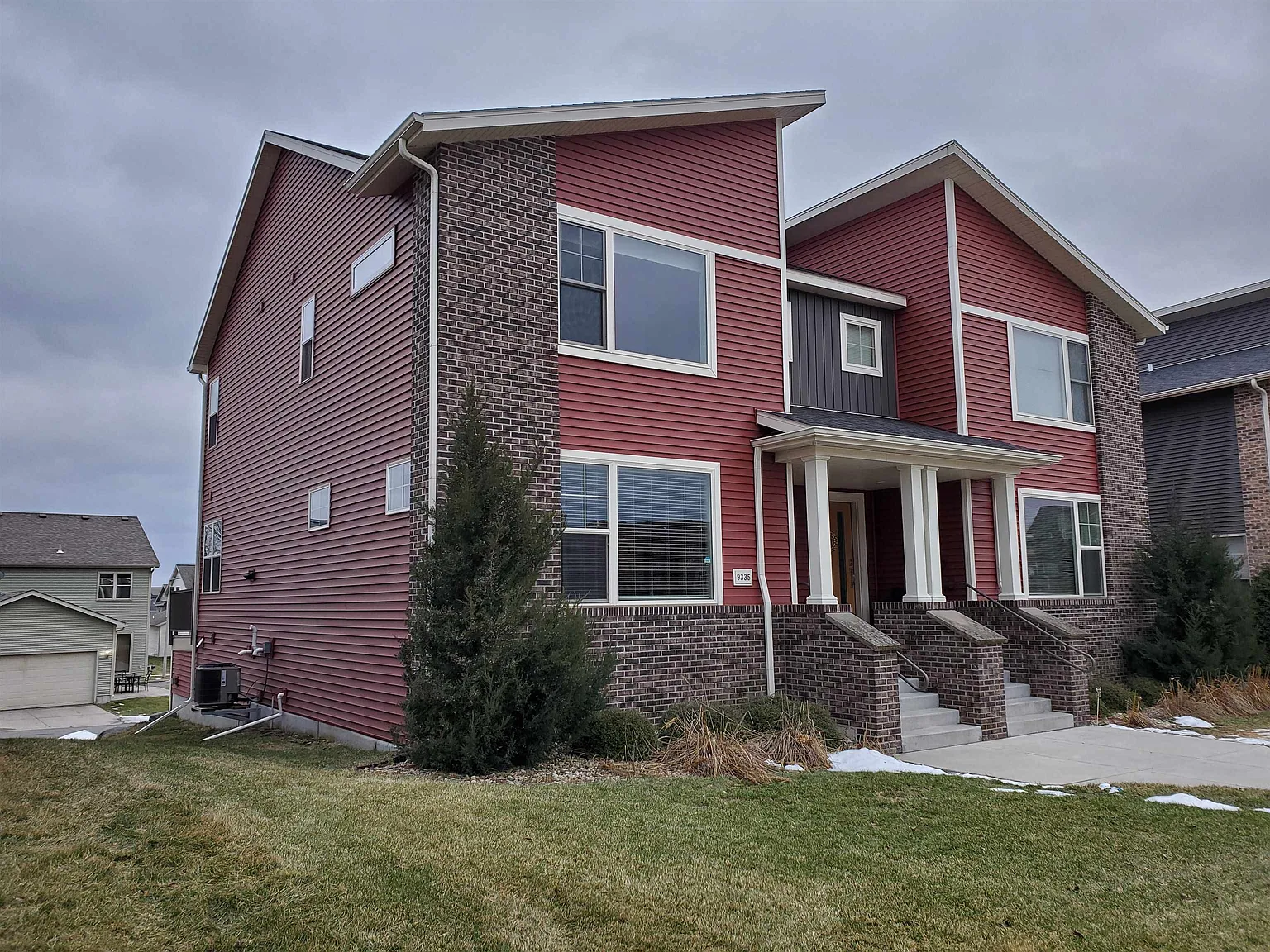 3 bed, 2.5 bath, 1742 sqft, $2,850 — Photo 3