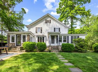 82 Chestnut Hill Rd, Norwalk, CT 06851