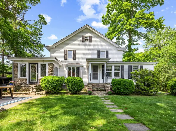 82 Chestnut Hill Road, Norwalk, CT 06851