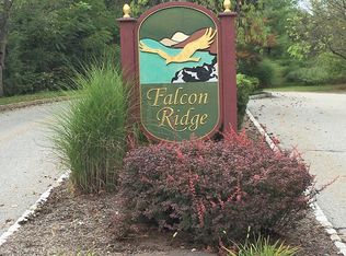 35 Falcon Ridge Way N #305, Hamburg, NJ 07419