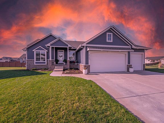 2nd image of 2737 N Eagle Ct