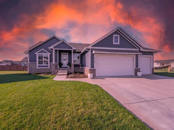 2737 N Eagle Ct, Wichita, KS 67226