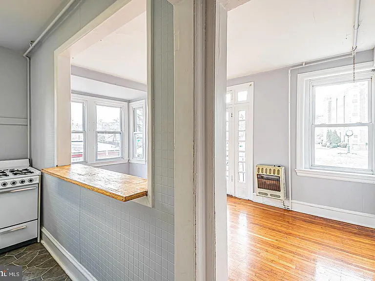 2115 N 63rd St #2B — Photo 5