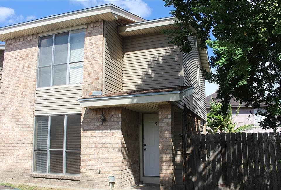 1st image of 11648 Flatrock Crossing Cir APT C
