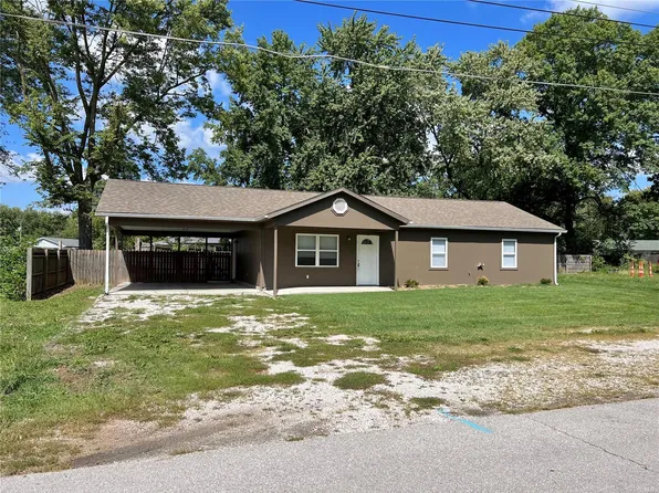 225 E 7th St, Montgomery City, MO 63361