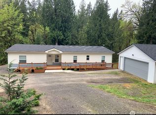 2571 Hazel Dell Rd, Castle Rock, WA 98611