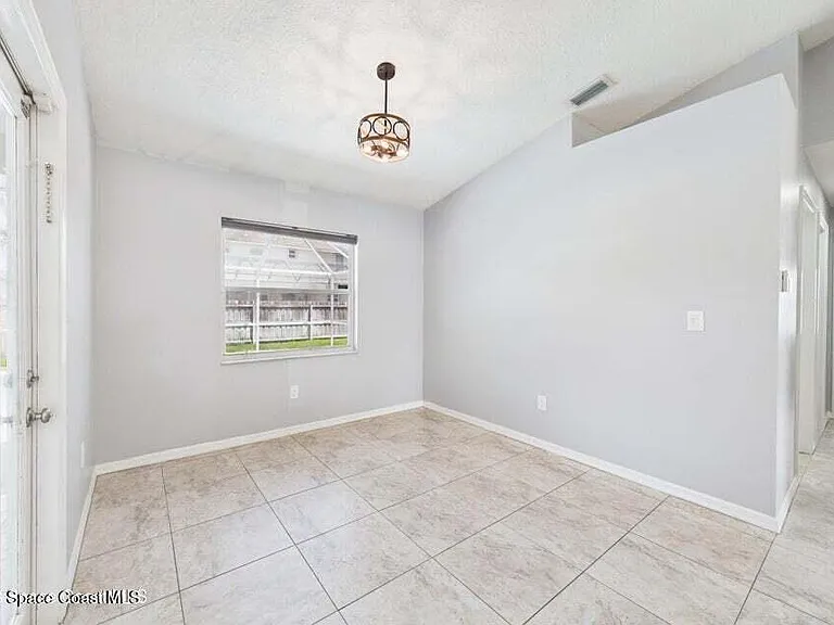 1914 Jacques Dr — Photo 24