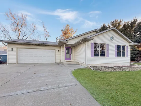 800 Cherokee COURT, Watertown, WI 53094