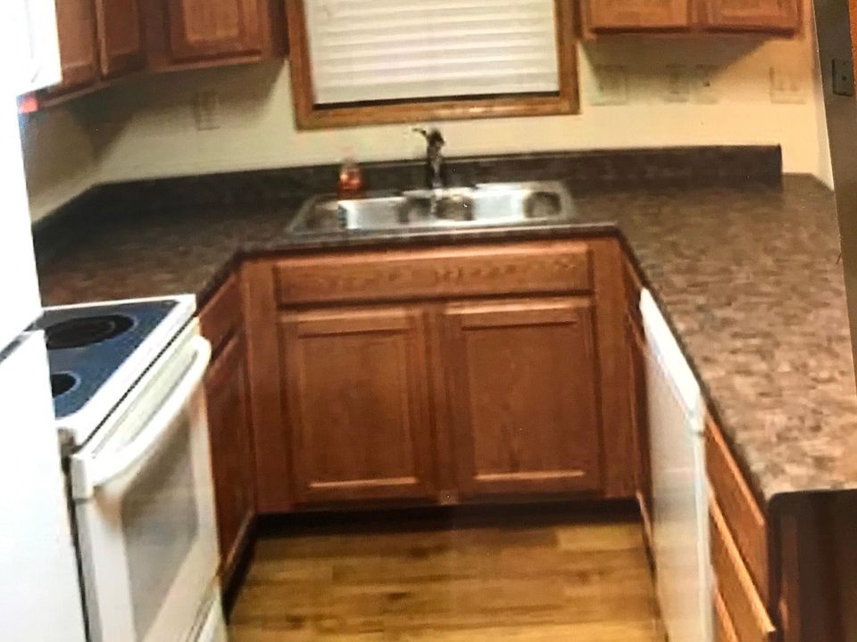 1st image of 4138 S 46th St