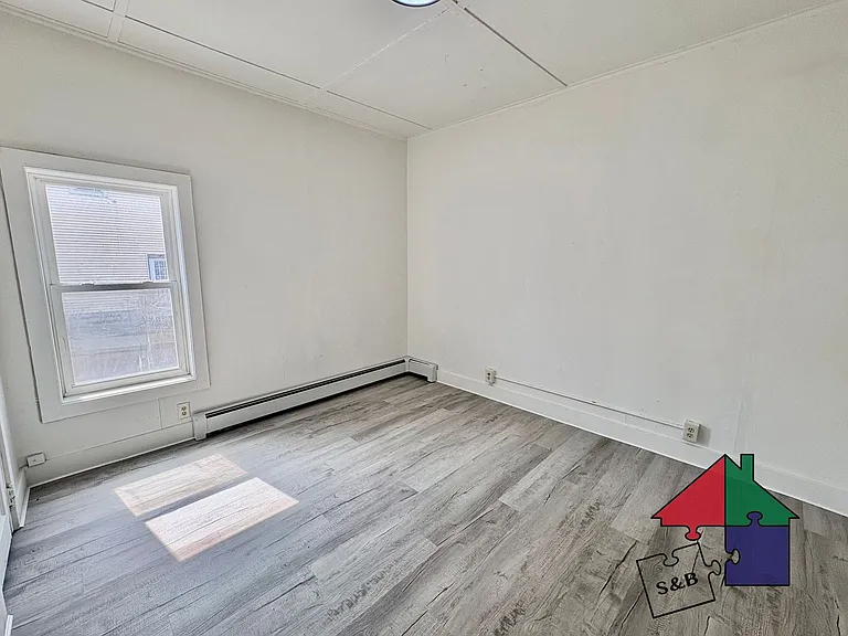 94 Malletts Bay Ave — Photo 25