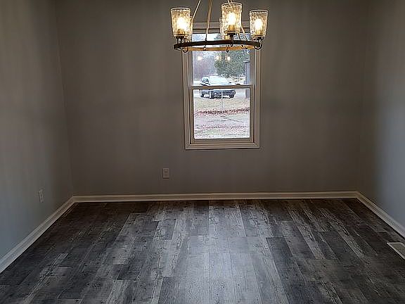 5th image of 291 Rock Haven Rd
