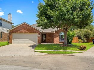 6104 Bullhead Dr, Fort Worth, TX 76179