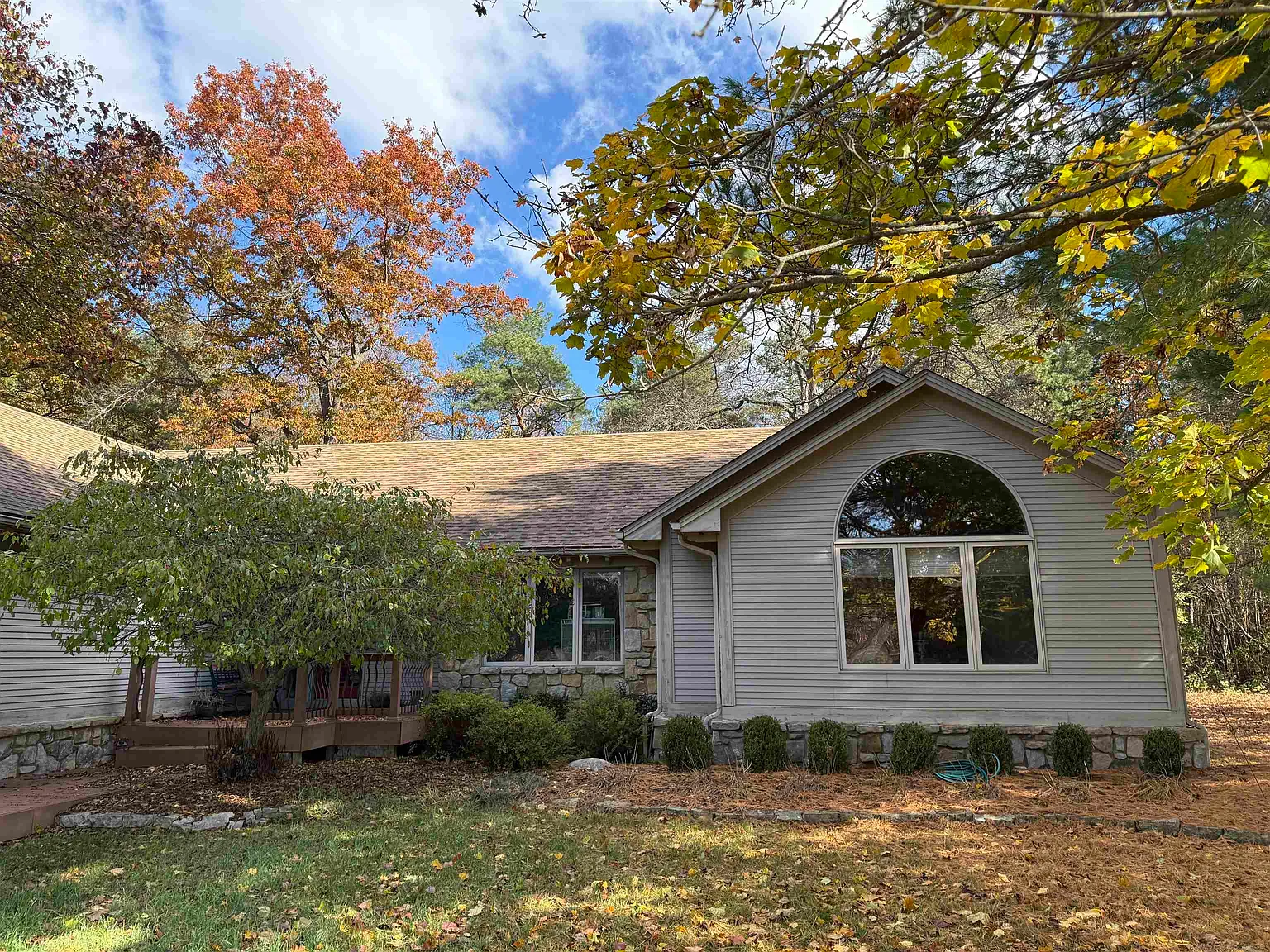 2344 Brewer Rd photo 1