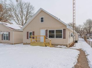 608 N Monroe St, Lincoln, IL 62656
