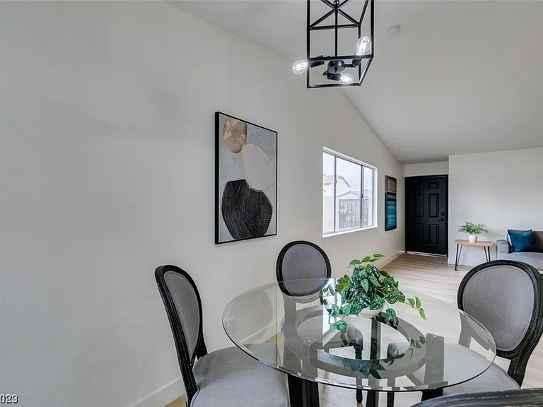 598 Jackson Dr — Photo 19