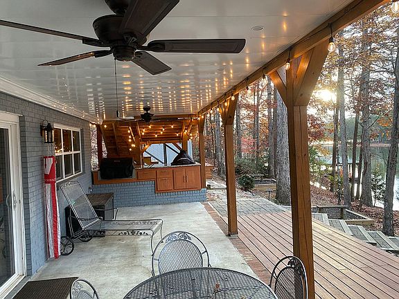 4th image of 176 Seekirk Dr