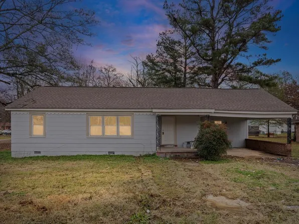 210 West St, Batesville, MS 38606