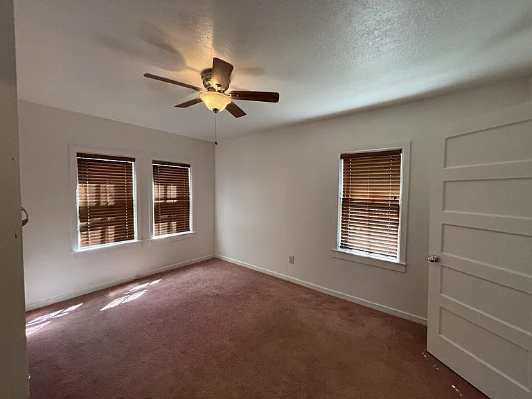 582 Olivene Ct — Photo 9