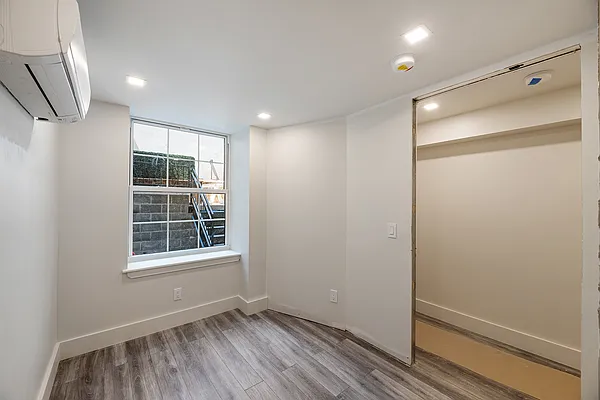 Rented by REAL New York | media 12