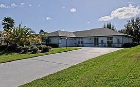 1st image of 18 Meadowlake Cir S
