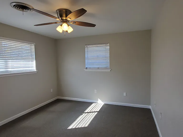 8700 Fulton St — Photo 15