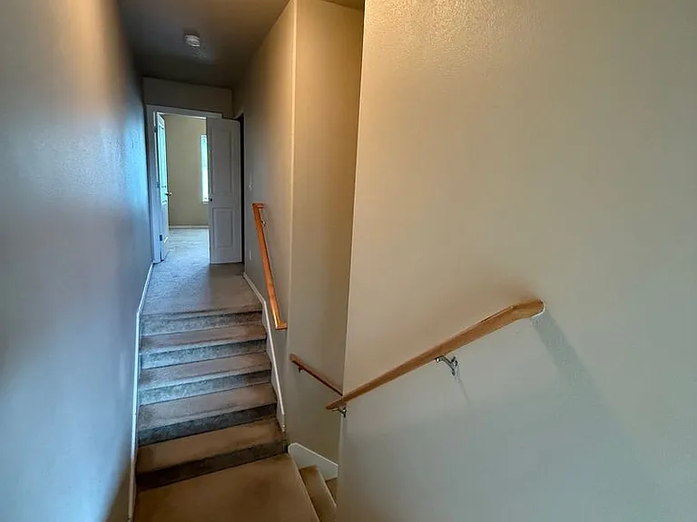 1296 SW Mill Pond Pl #300 — Photo 1