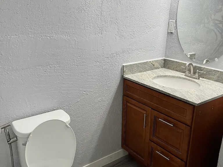 10486 Rutledge St — Photo 24
